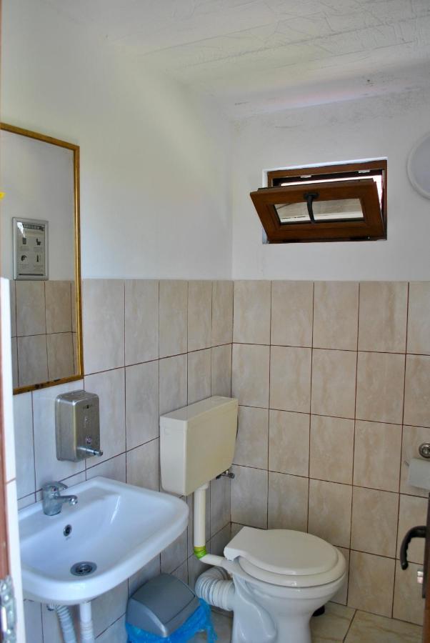 Camping La Foisor Turda Exterior photo
